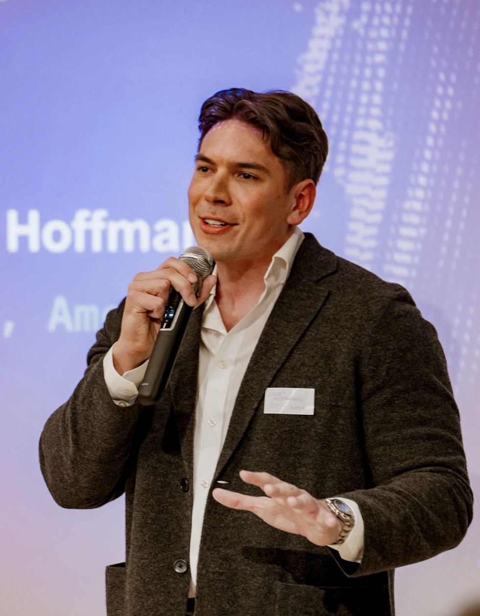 Cedrik Hoffmann, Founder of PHOIA